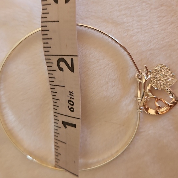 LA Friends Forever Hearts Bangle Bracelet - Picture 7 of 7
